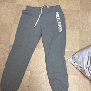 Abercrombie & fitch grey women’s sweatpants . Size small .